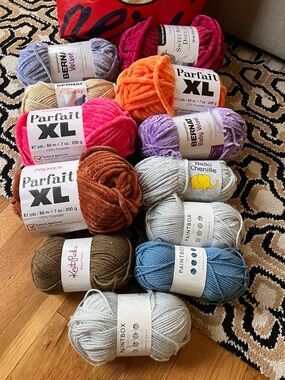 BNWT Assorted Chenille & Acrylic Yarn Bundle - Parfait XL, Bernat, Paintbox
